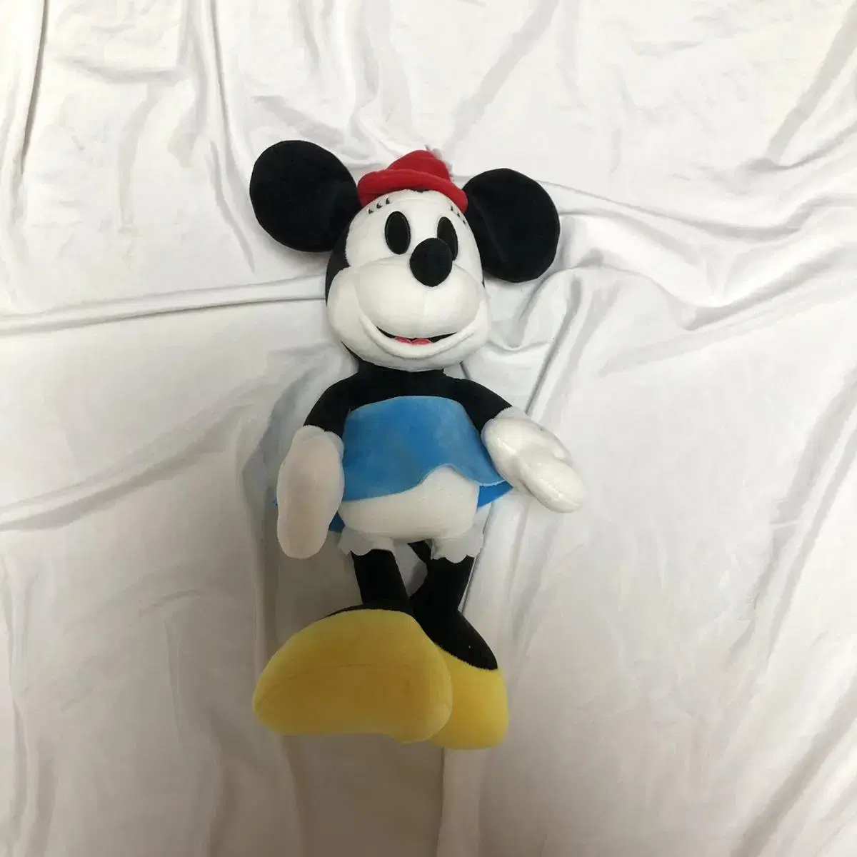 Vintage Minnie Mouse flower doll